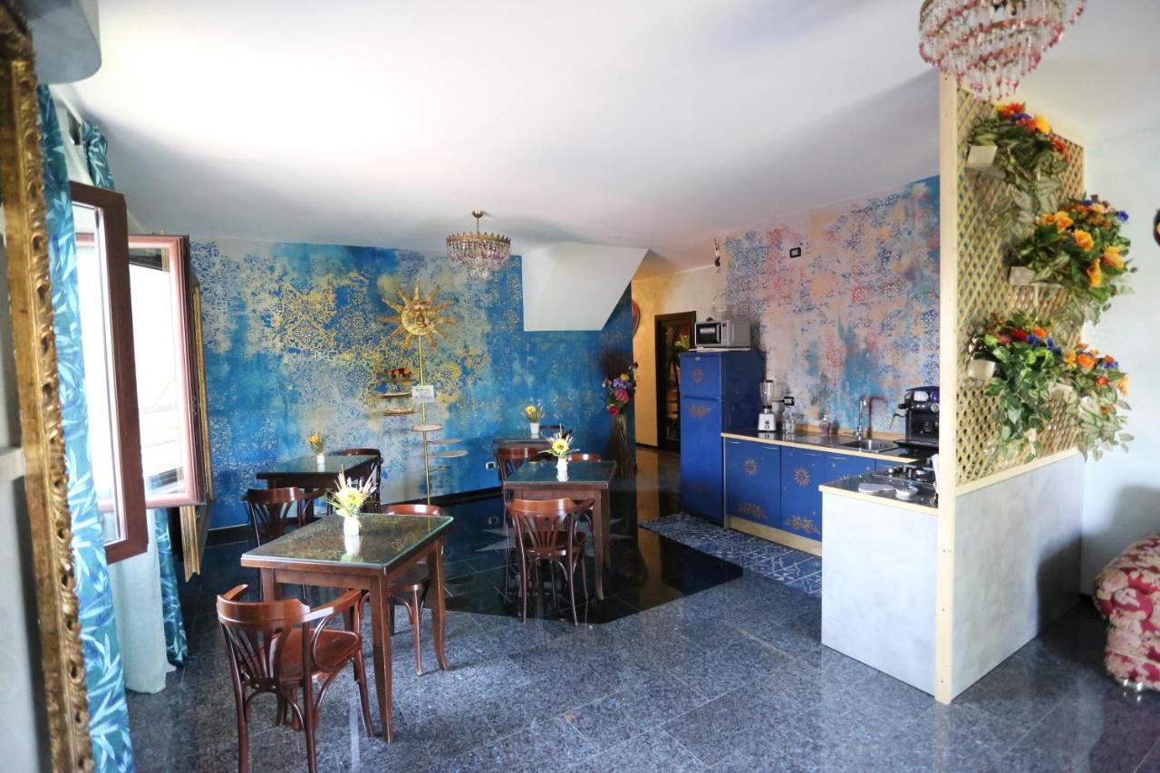 B & B L'Almanacco San Martino in Strada Luaran gambar